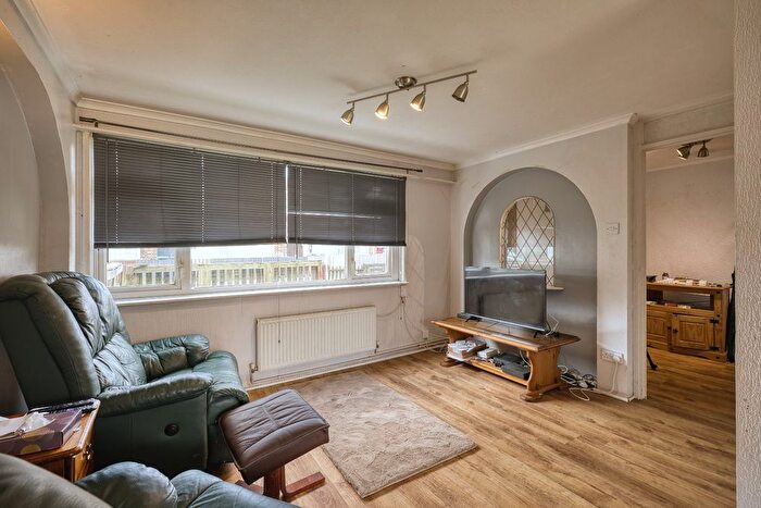 2 Bedroom Terraced House For Sale In Craven Close, Margate, CT9 - Photo 3