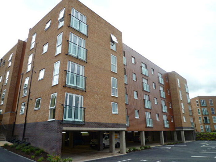 2 Bedroom Flat To Rent In Pavilion Close, Freemens Meadow, Leicester, LE2