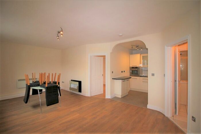 1 Bedroom Flat For Sale In High Street, Edgware, HA8