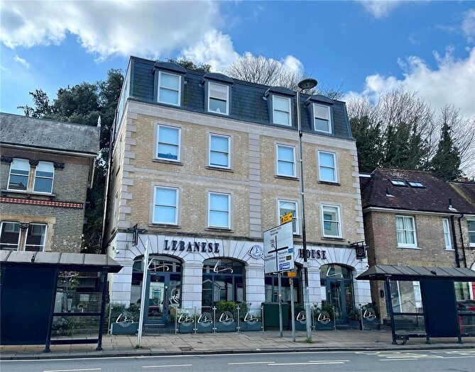 2 Bedroom Flat To Rent In Mead House, City Road, Winchester, Hampshire, SO23