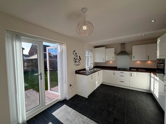 3 Bedroom House To Rent In Mohave Drive, Formby, L37