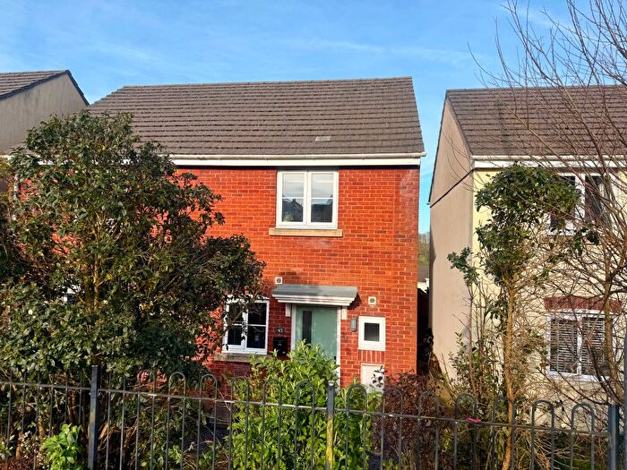 2 Bedroom Semi Detached House For Sale In Pasmore Road, Helston, TR13