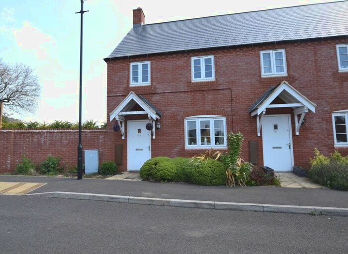 2 Bedroom End Of Terrace House To Rent In Millers Way, Middleton Cheney, OX17