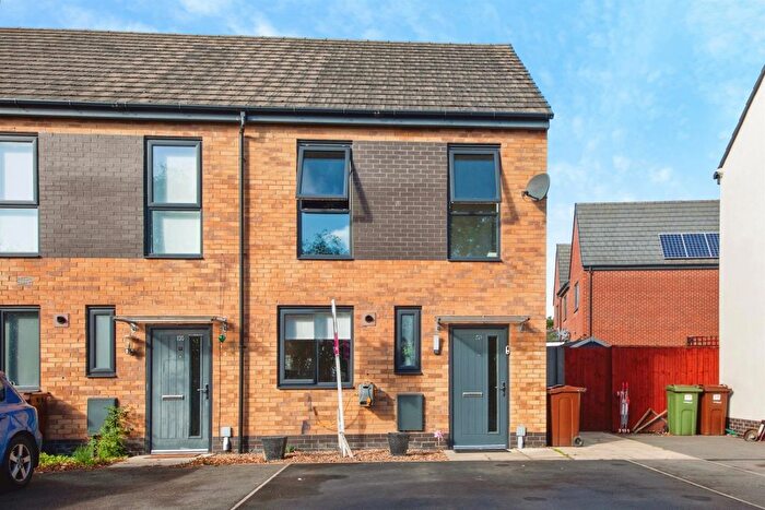 2 Bedroom Semi Detached House For Sale In Curlew View, South Elmsall, Pontefract, WF9