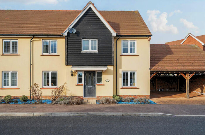 3 Bedroom Semi-Detached House For Sale In Elers Way, Thaxted, Dunmow, Essex, CM6