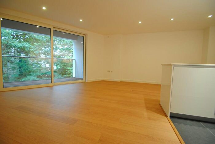 2 Bedroom Apartment To Rent In Rossetti Apartments, Saffron Central Square, Croydon, CR0