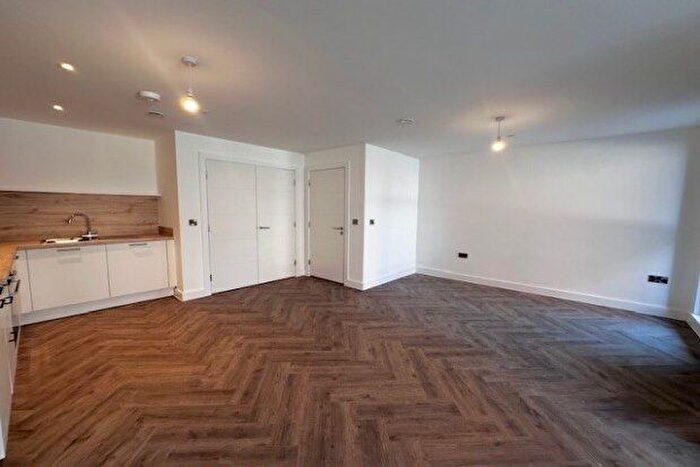 1 Bedroom Flat To Rent In Castleward Boulevard, Derby, DE1