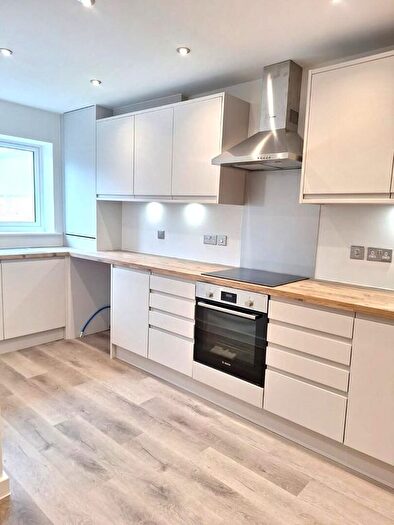 3 Bedroom Property To Rent In Maude Close, New Romney, TN28