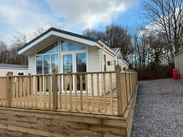 2 Bedroom Lodge For Sale In Cheriton Bishop, Exeter, EX6