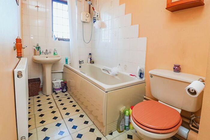 2 Bedroom Semi-Detached House For Sale In Millwright Way, Flitwick, Bedford, MK45