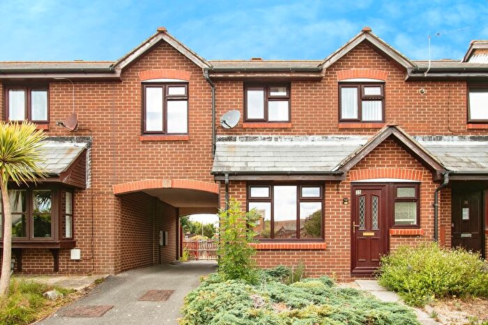 4 Bedroom Terraced House For Sale In Labrador Drive, Poole, Dorset, BH15