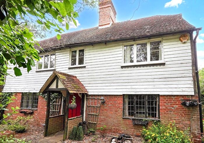 5 Bedroom End Of Terrace House For Sale In Marley House, Headcorn Road, Smarden, Ashford, Kent, TN27