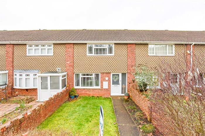 2 Bedroom Terraced House For Sale In Shoreham Walk, Maidstone, Kent, ME15