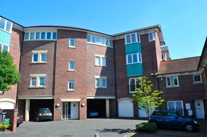 2 Bedroom Flat To Rent In Brennus Place, Chester, Cheshire, CH1