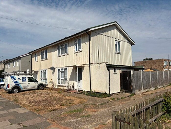 3 Bedroom Semi-detached House For Sale In Cokefield Avenue, Southend-On-Sea, Essex, SS2