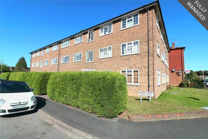 2 Bedroom Flat To Rent In Hawley Court, 298-304 Fernhill Road, Farnborough, Hampshire GU14