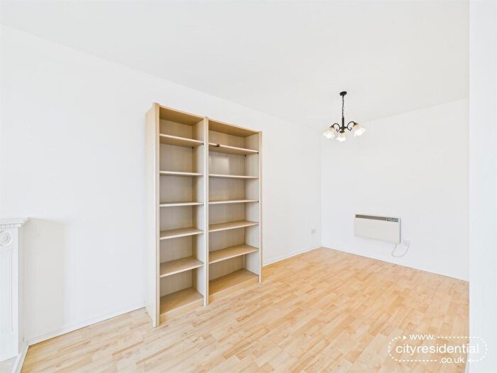 2 Bedroom Apartment To Rent In Waterloo Road, Liverpool, L3