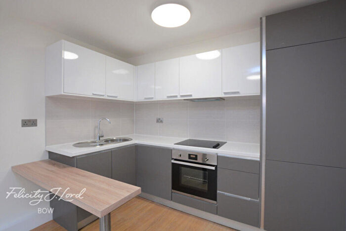 1 Bedroom Apartment For Sale In Tomlins Grove, London, E3