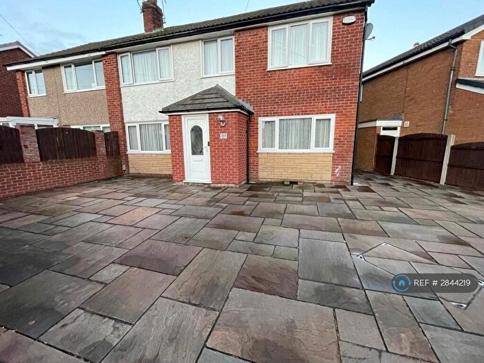 4 Bedroom Semi Detached House To Rent In Broadwood Drive, Preston, PR2