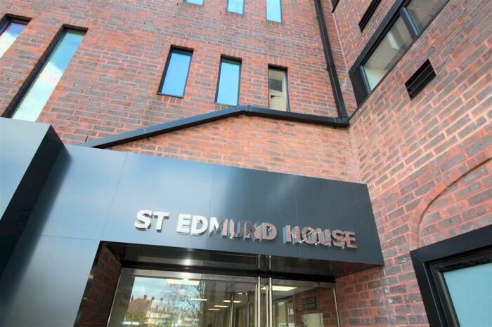 2 Bedroom Apartment To Rent In St Edmunds House, Rope Walk, Ipswich, IP4
