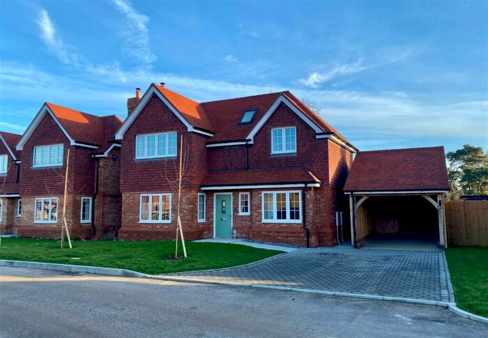 4 Bedroom Detached House For Sale In Oldencraig Mews, Tandridge Lane, RH7