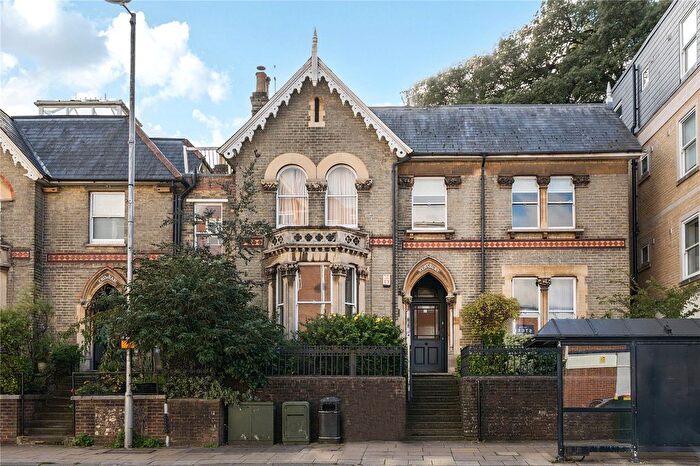 1 Bedroom Flat To Rent In City Road, Winchester, Hampshire, SO23