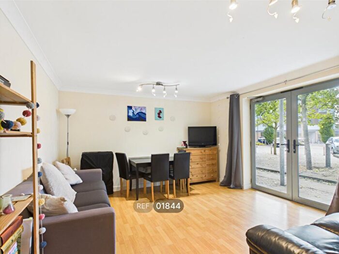 3 Bedroom Flat To Rent In Ballantyne Drive, Colchester, CO2