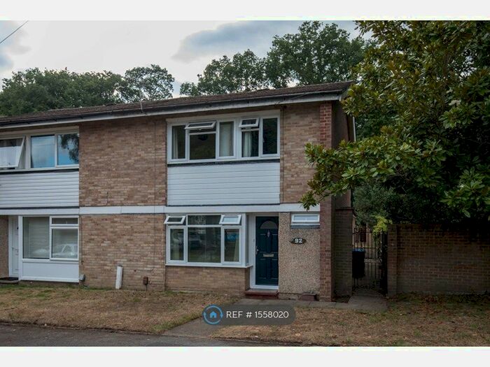 5 Bedroom Semi-Detached House To Rent In Beechtree Avenue, Englefield Green, Egham, TW20