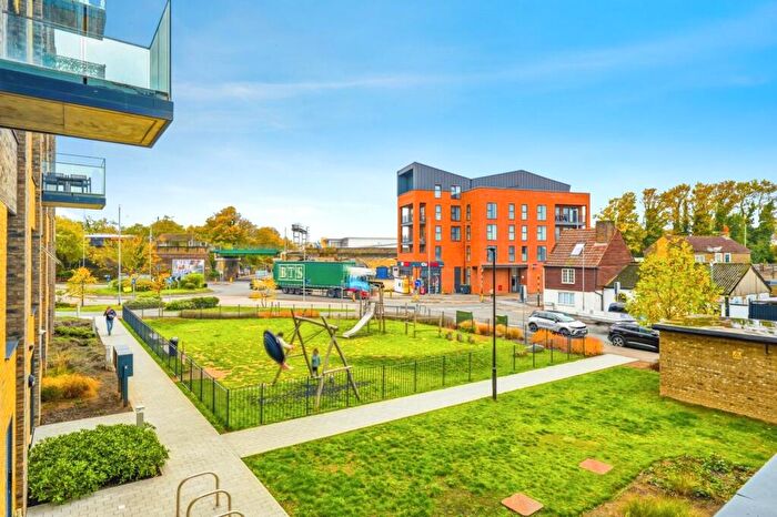 1 Bedroom Flat For Sale In James Smith Court, Dartford, Kent, DA1