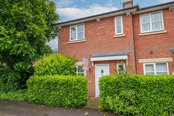 3 Bedroom Terraced House To Rent In Knowle Avenue, Fareham, PO17