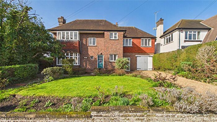 6 Bedroom Detached House For Sale In Horsell, GU21