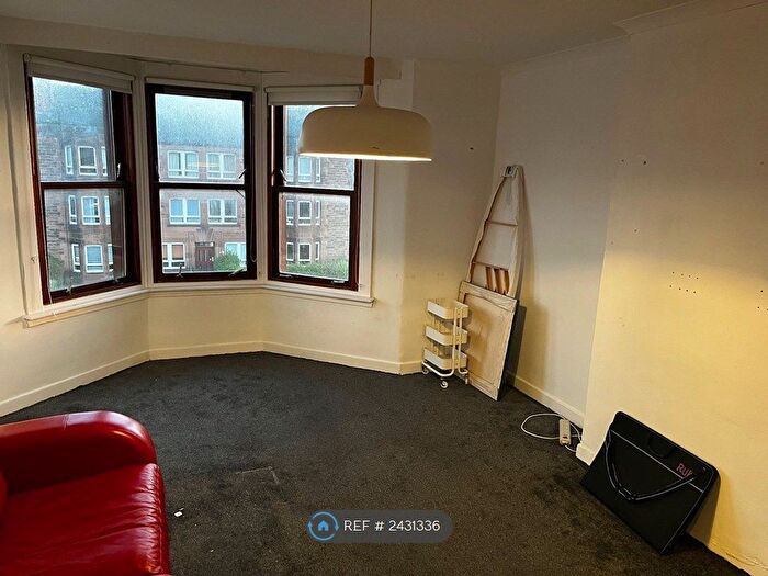 2 Bedroom Flat To Rent In Paisley Road West, Glasgow, G52