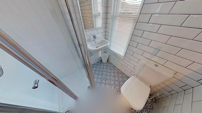 6 Bedroom House To Rent In Cycle Road (D), Lenton, Nottingham, Nottinghamshire, NG7