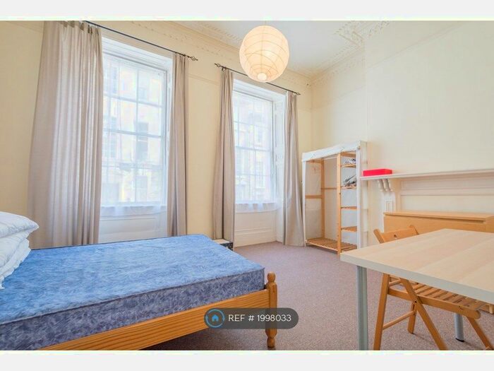 2 Bedroom Flat To Rent In Park Street, Bath, BA1