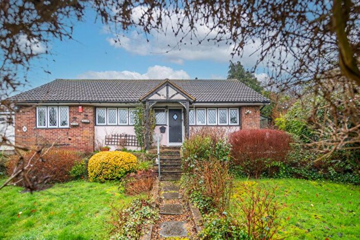 2 Bedroom Detached Bungalow For Sale In Sunny Rise, Chaldon, CR3