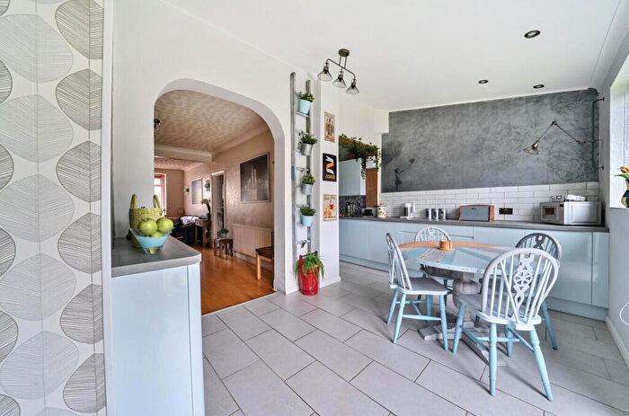 3 Bedroom Terraced House For Sale In Manor Road, Mitcham, CR4