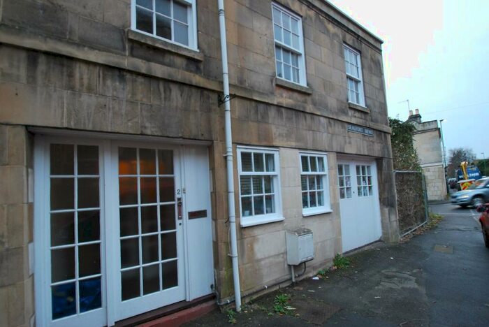 1 Bedroom Apartment To Rent In Beaufort Mews, Bath, BA1