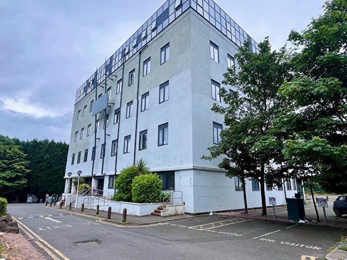 1 Bedroom Flat To Rent In Oak Court, Dudley Road, Brierley Hill, DY5