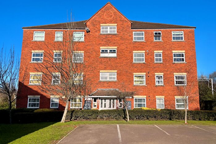 2 Bedroom Flat For Sale In Clarkson Close, Nuneaton, CV11