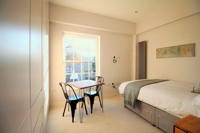 Studio To Rent In Horse Fair, Banbury, OX16