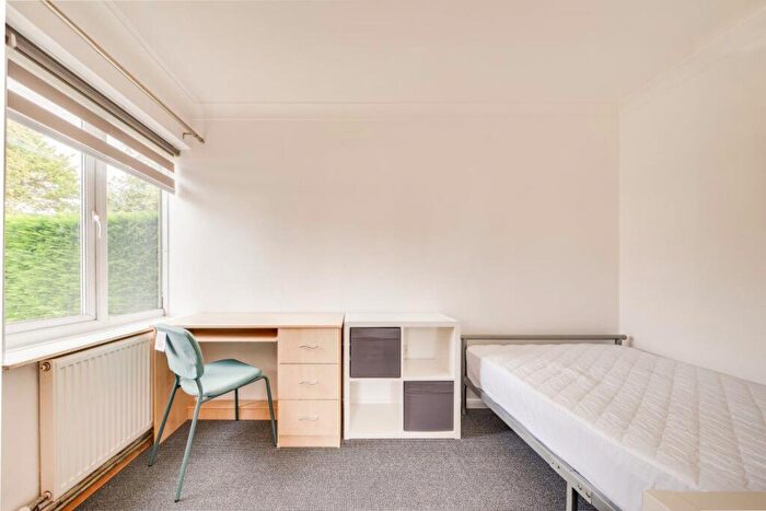 1 Bedroom House To Rent In Kent Avenue, Canterbury, CT1