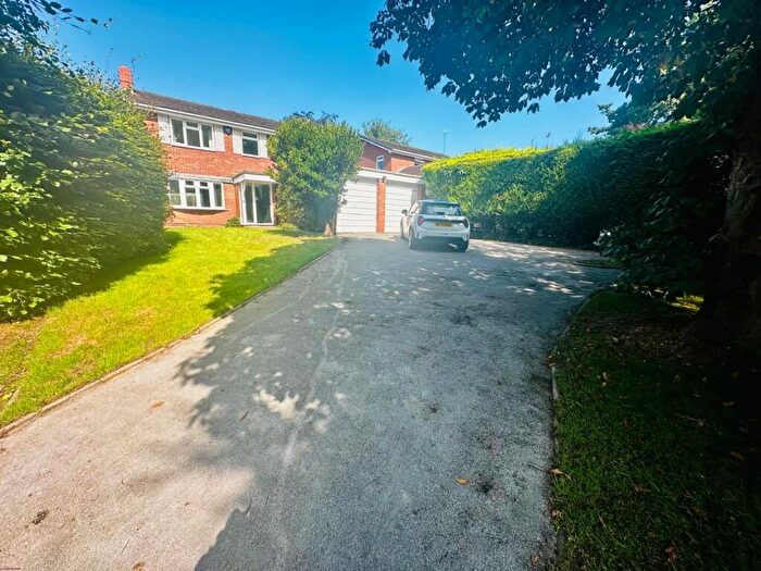 4 Bedroom House To Rent In Beconsfield Close, Dorridge, Solihull, B93