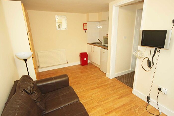 1 Bedroom Flat To Rent In Fielden Way, Newmarket, CB8
