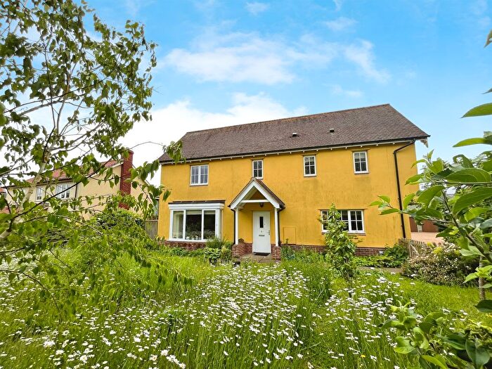 4 Bedroom Detached House For Sale In Cherry Tree Close, Wortham, Diss, IP22