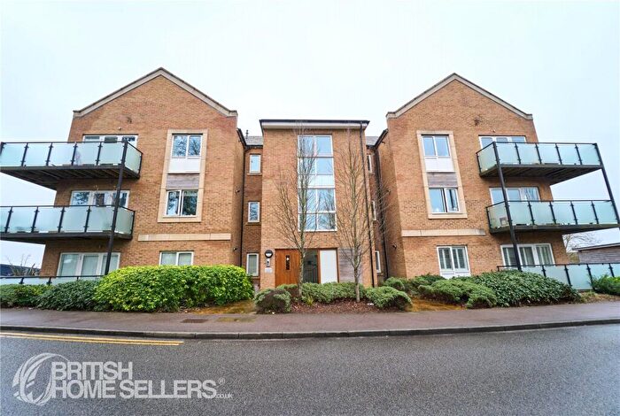 2 Bedroom Apartment For Sale In Charles Sevright Way, London, NW7