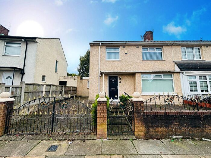 3 Bedroom Semi Detached House To Rent In Lydbury Crescent, Southdene, L32