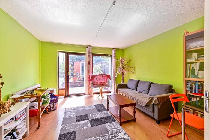 3 Bedroom House To Rent In Haygreen Close, Kingston Hill, Kingston Upon Thames, KT2