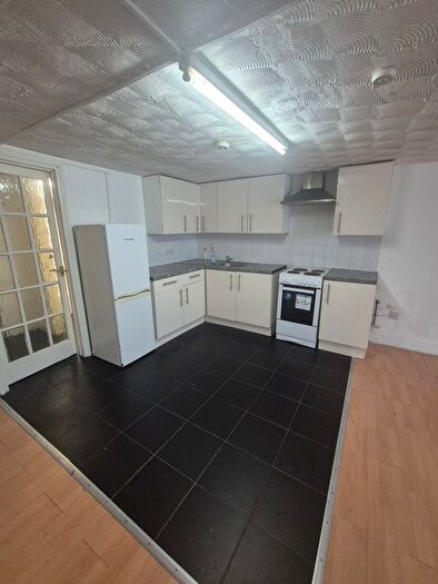 1 Bedroom Flat To Rent In Mare St, Hackney, E8