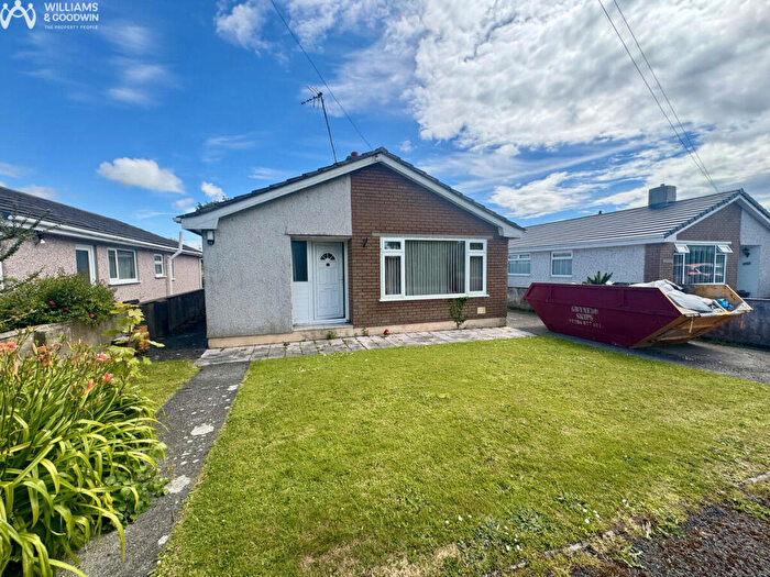 3 Bedroom Detached Bungalow For Sale In Pengraig Estate, Llanfachraeth, Anglesey, LL65