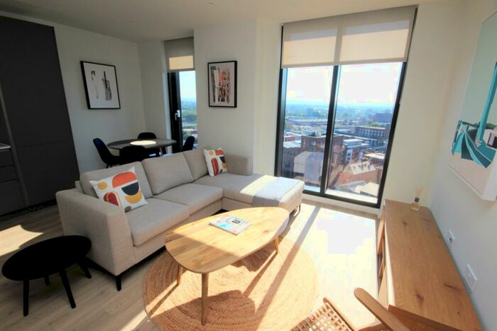 1 Bedroom Apartment To Rent In The Gate, Aspin Lane Manchester, M4